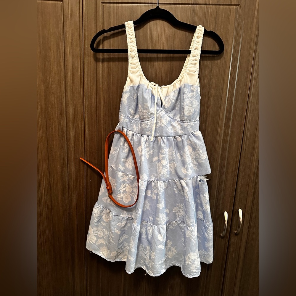 Sugarless size medium dress - Picture 1 of 6